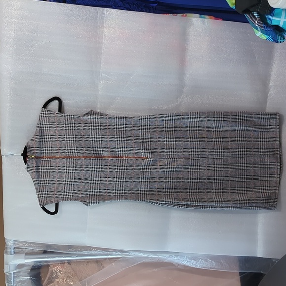 Rolla Coster Women's Black and White Patterned Split Neck Midi Dress Size M - Picture 2 of 7